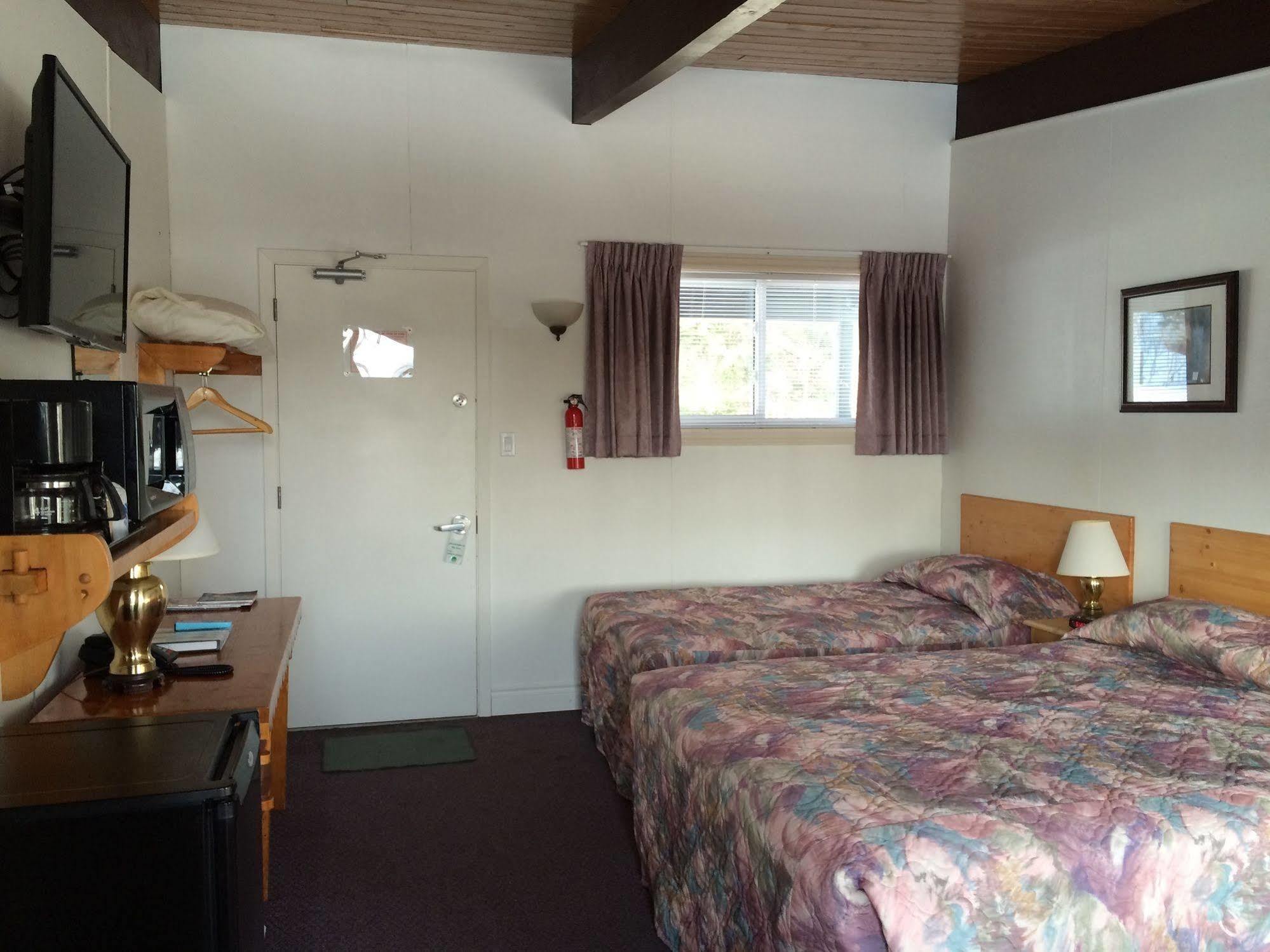 Lakeview Motel Haliburton Exterior foto